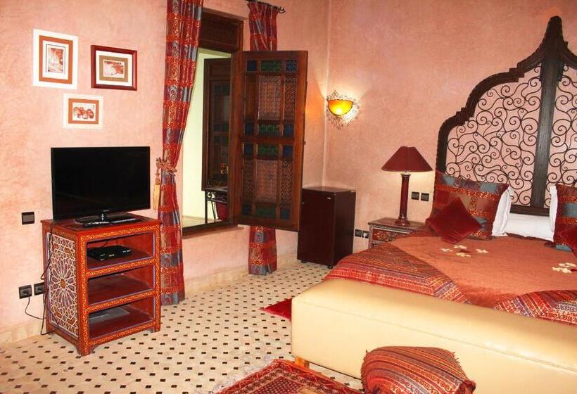 سوییت جونیور, Riad Alida