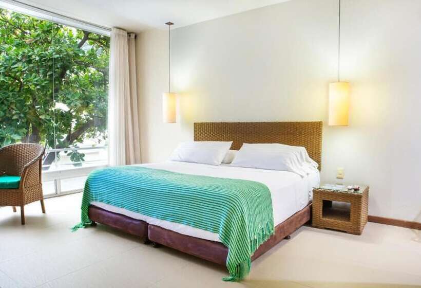اتاق استاندارد سه نفره, Santorini Resort
