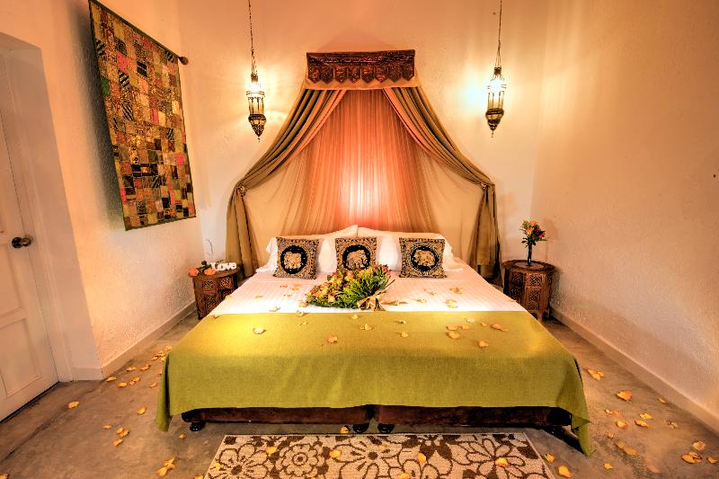 سوییت لوکس, Santorini Resort