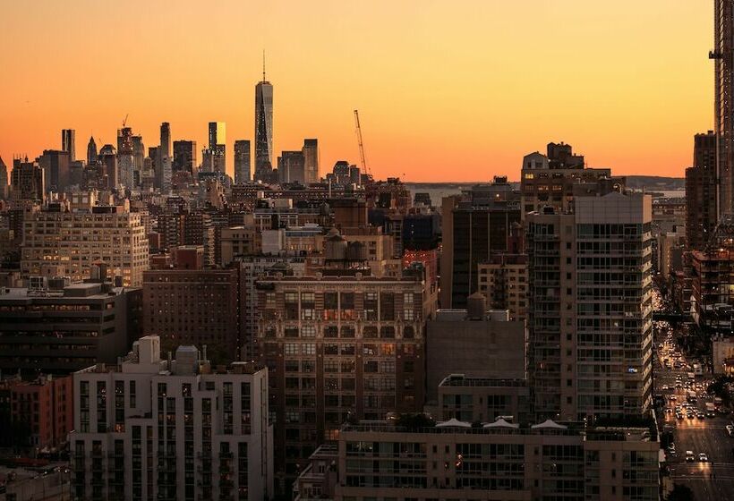 اتاق پرمیوم, Yotel New York Times Square
