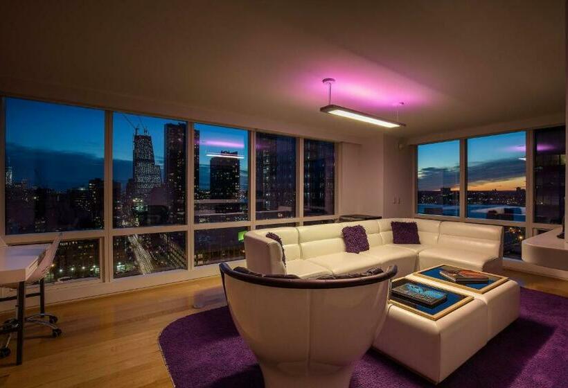 سوئیت پنت هاوس, Yotel New York Times Square