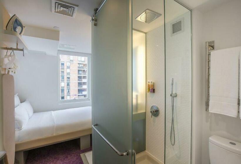 اتاق استاندارد, Yotel New York Times Square