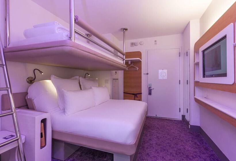 اتاق پرمیوم, Yotel New York Times Square