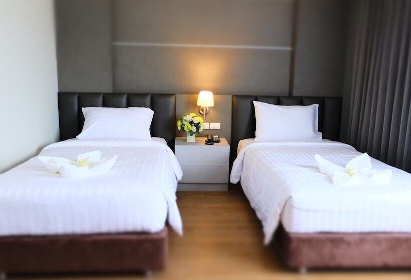 اتاق لوکس, The Cheewin Hotel And Convention