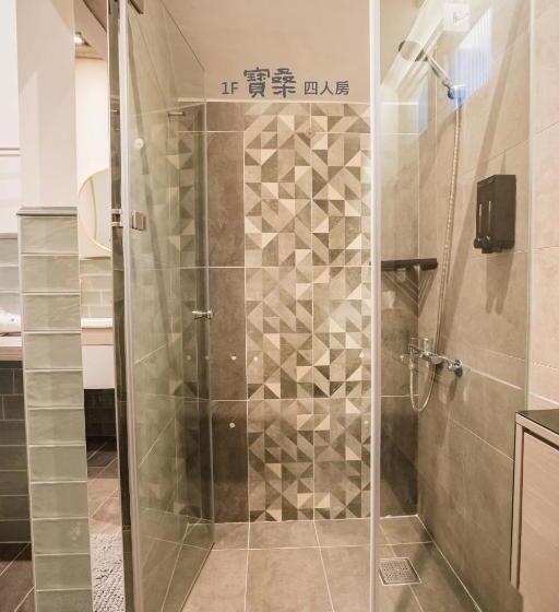 Standard Quadruple Room, 寶桑屋瑪民宿 Bao Sang Umaq