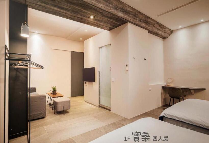 Standard Quadruple Room, 寶桑屋瑪民宿 Bao Sang Umaq