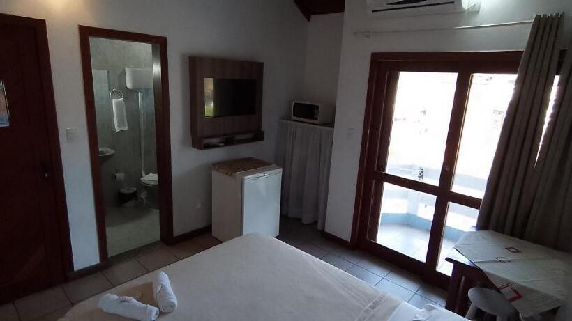 سوییت, Residencial Da Praça Garopaba