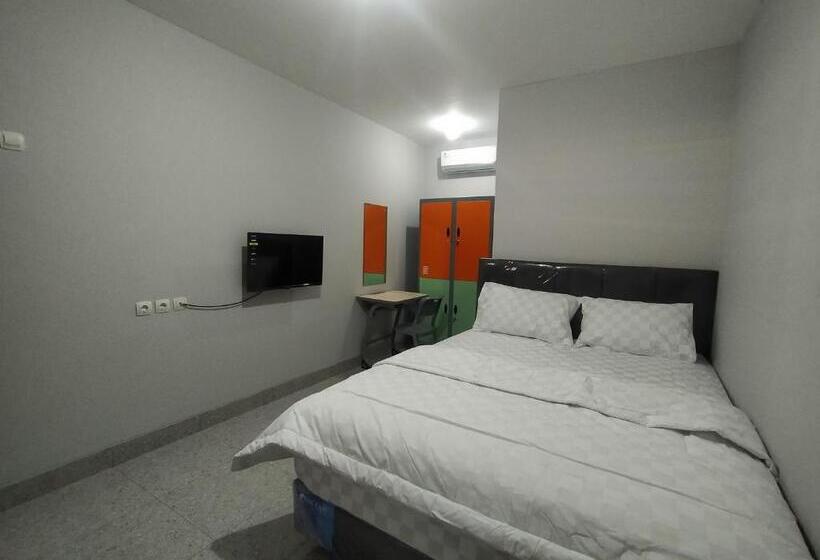 Номер Deluxe, Brilliant Residence Gading Serpong Redpartner