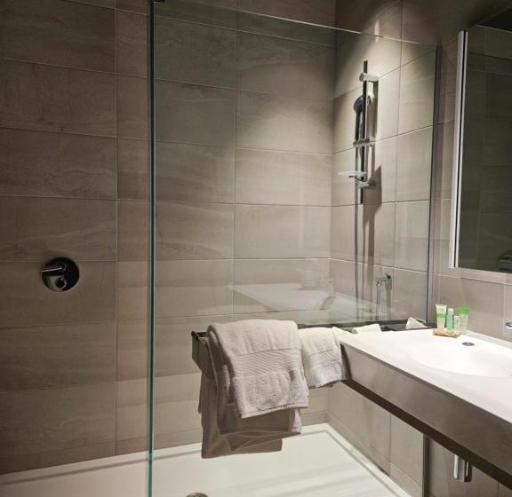 Номер Deluxe, Grand Hotel Times Blainville Mirabel