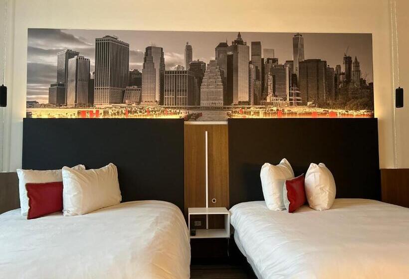 Номер Deluxe, Grand Hotel Times Blainville Mirabel