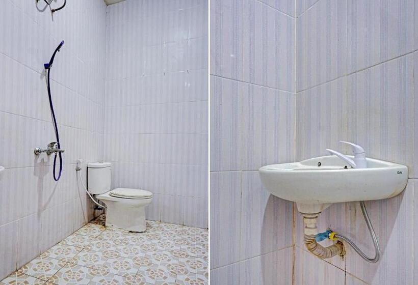 Номер Economy, Oyo 90689 Lily House