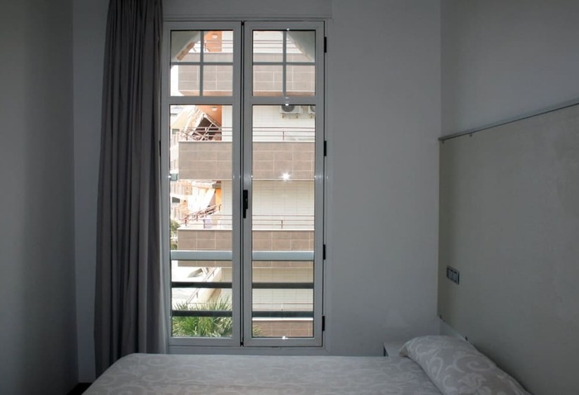 Апартаменты 1 Спальня Боковой Вид на Море, Apartamentos Senabre Palais