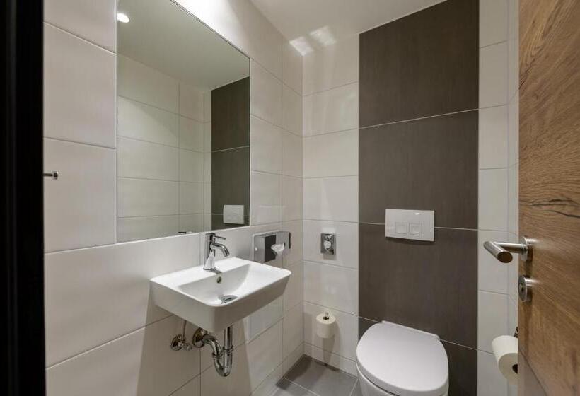 家庭间, Ibis Styles Coburg