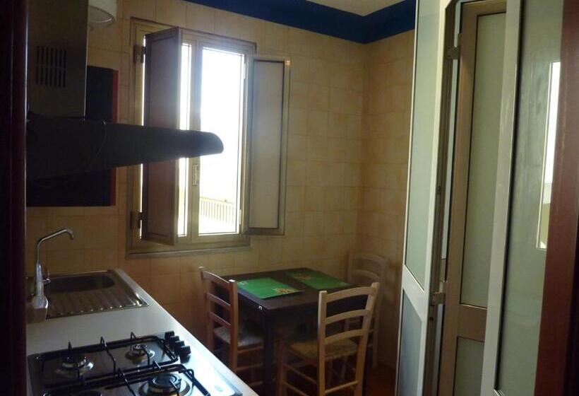 Номер Deluxe, Life S Hotel B