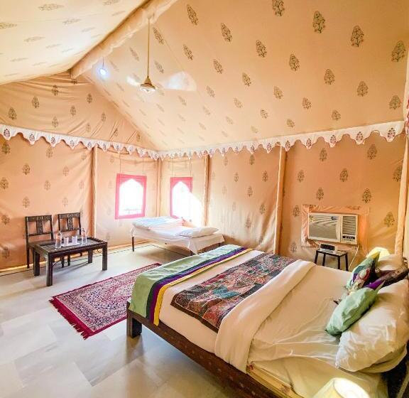 家庭套房, Pal Rajah Desert Camp