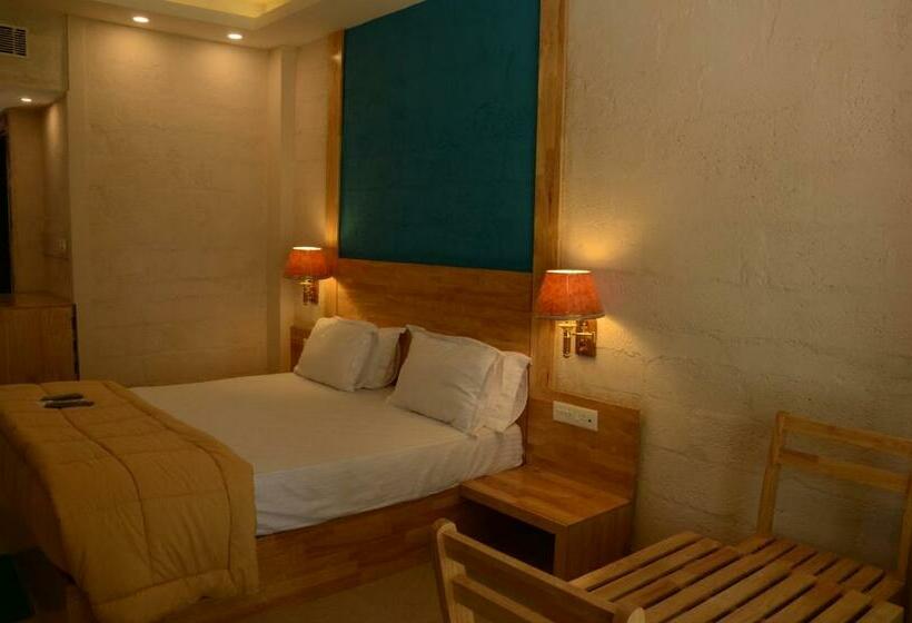 디럭스 룸 바다 전망, Coconhuts Beach Resort