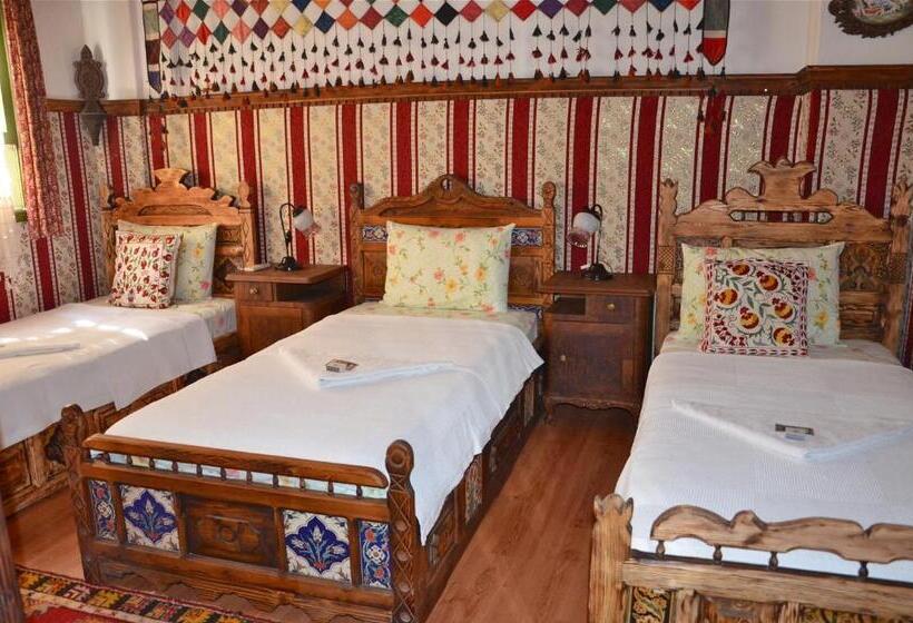 Номер Стандарт Трехместный, Homeros Pension & Guesthouse