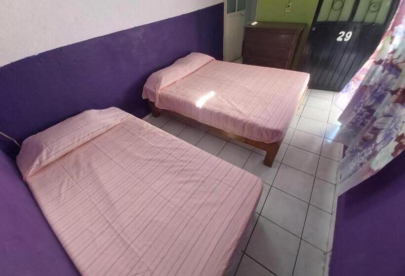اتاق استاندارد سه نفره, Ayalamar Manzanillo