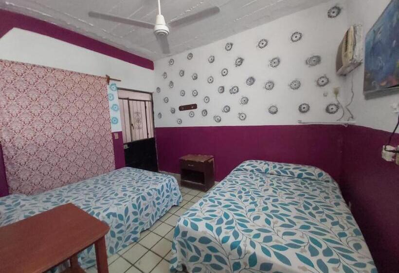 اتاق استاندارد چهار تخته, Ayalamar Manzanillo