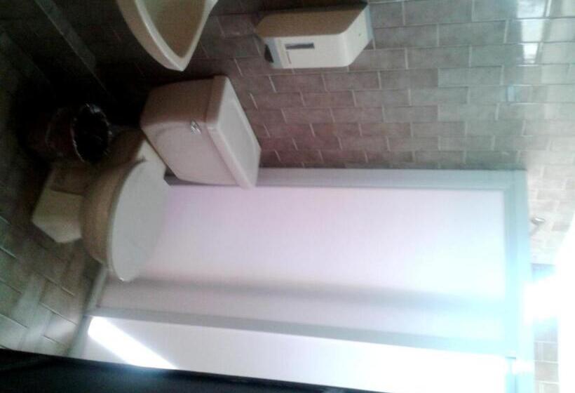 اتاق استاندارد چهار تخته, Ayalamar Manzanillo