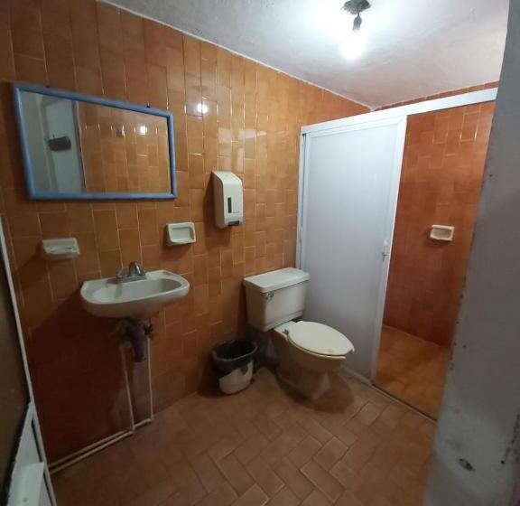 بنگله خانوادگی, Ayalamar Manzanillo