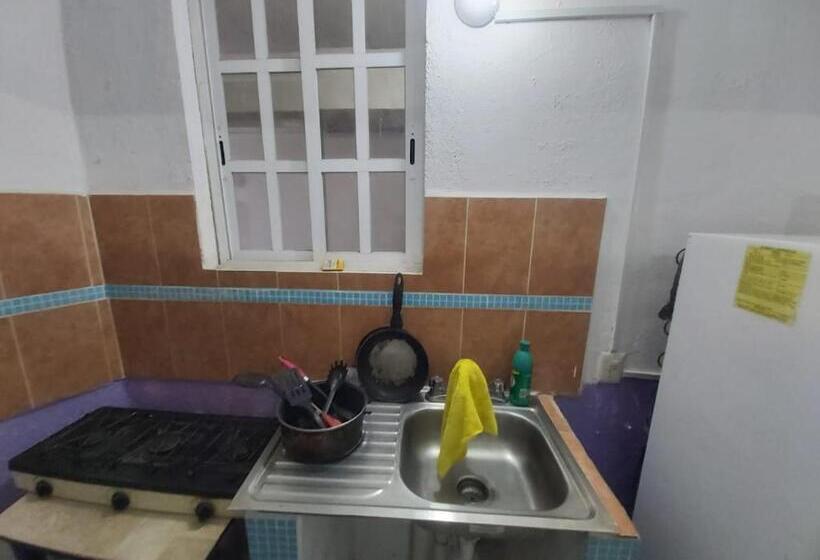 بانگلوی استاندارد 2 خوابه, Ayalamar Manzanillo