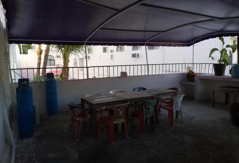 آپارتمان 1 خوابه با تراس, Ayalamar Manzanillo