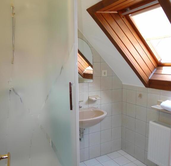 اتاق استاندارد یک نفره, Arina Villa