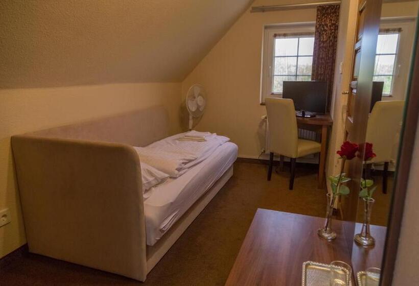 اتاق استاندارد یک نفره, Arina Villa