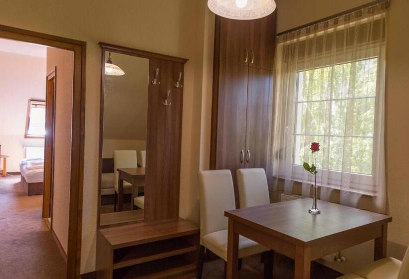 آپارتمان 1 خوابه, Arina Villa