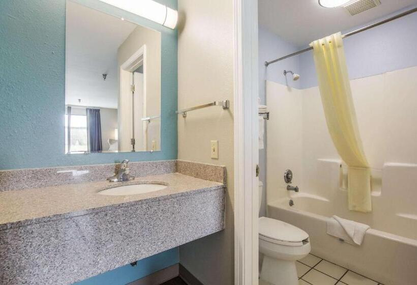 Номер Стандарт, Econo Lodge Inn & Suites I 65