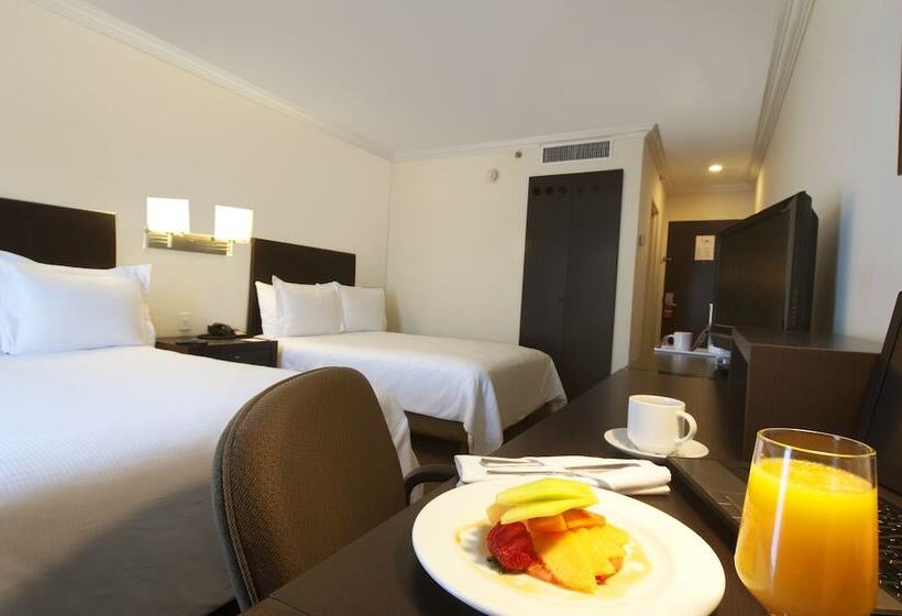 ２ダブルベッドのスタンダードルーム, Fiesta Inn Tepic