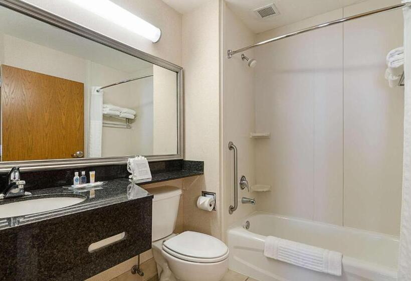 Люкс Кровать Кинг, Quality Suites Springdale West I 49