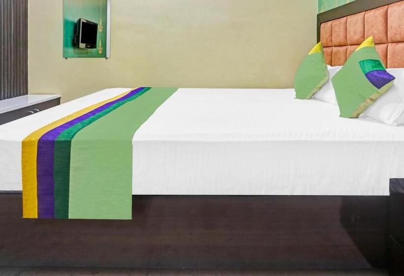 Номер Deluxe Кровать Кинг, Prem Residency