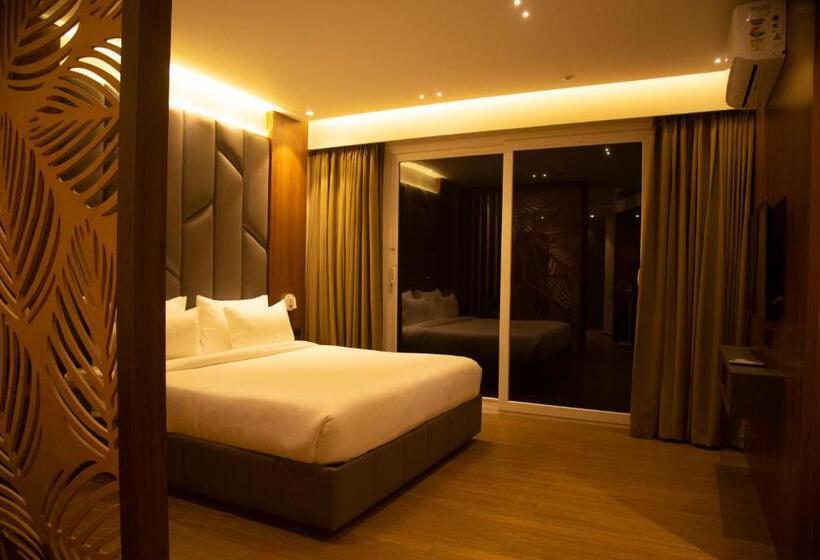 Люкс Кровать Кинг, Golden Park Hotel & Resort