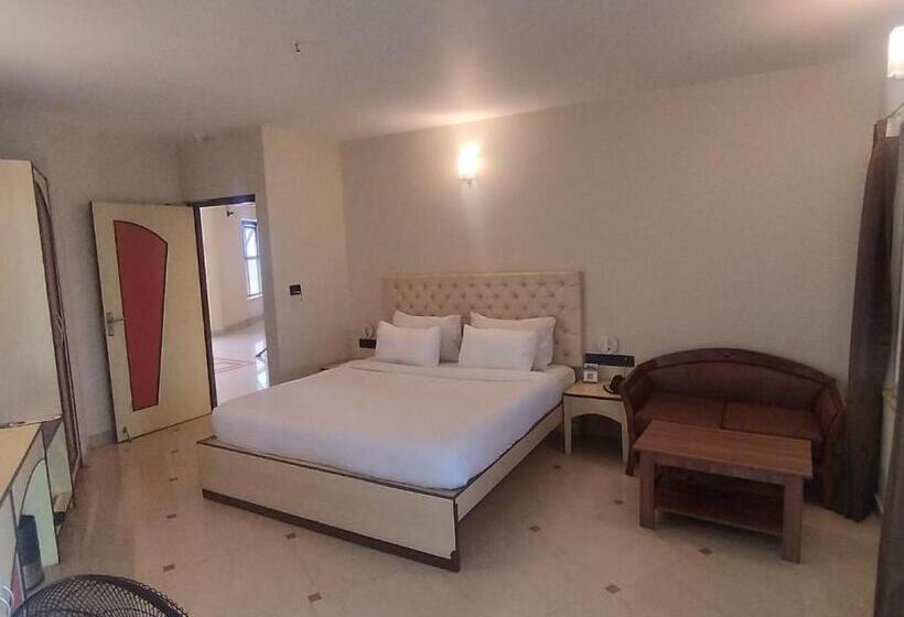 Люкс, Golden Park Hotel & Resort