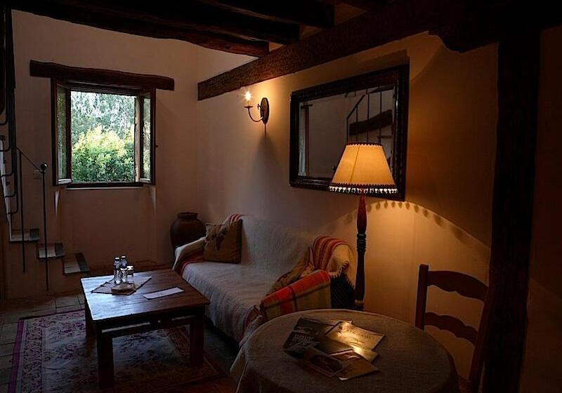 Люкс Вид на Сад, Posada Molino Del Canto