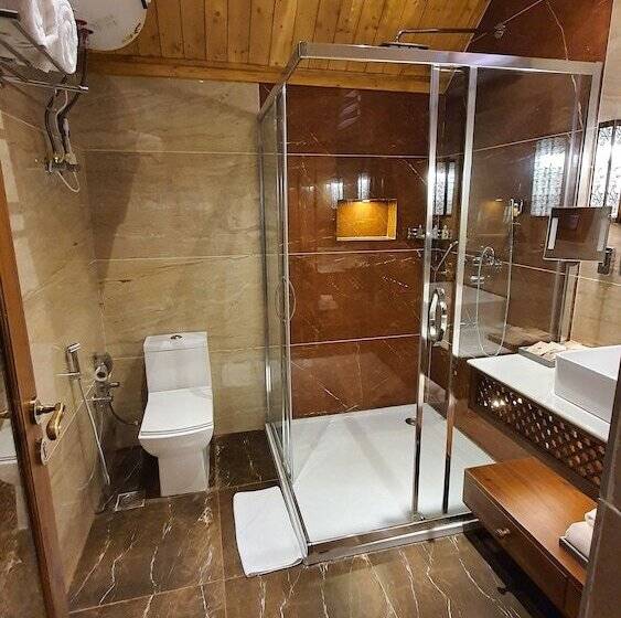 Premium room with view, Skyview By Empyrean