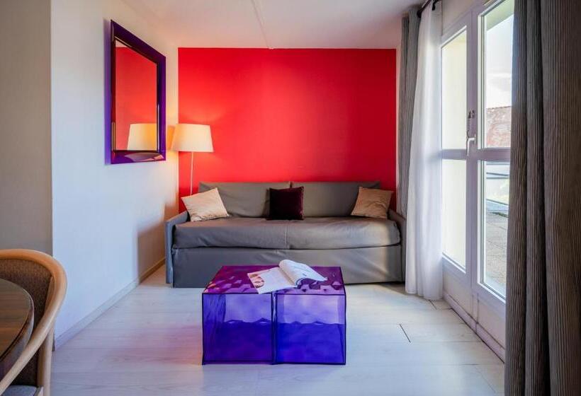اتاق استاندارد چهار تخته, Hôtel Valdys Thalasso & Spa   L Escale Marine