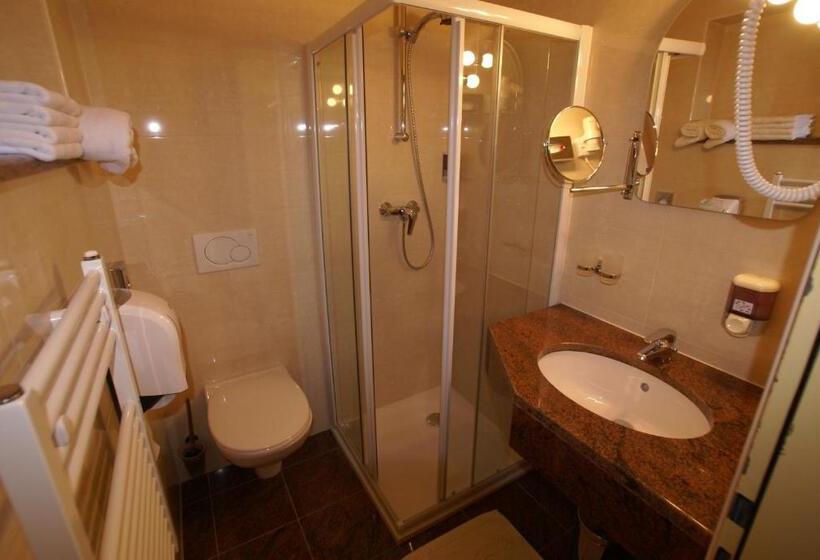 스탠다드 룸, Gasthof Hotel Zur Post