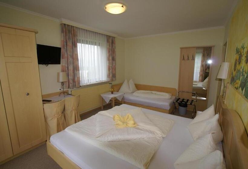 스탠다드 트리플 룸, Gasthof Hotel Zur Post