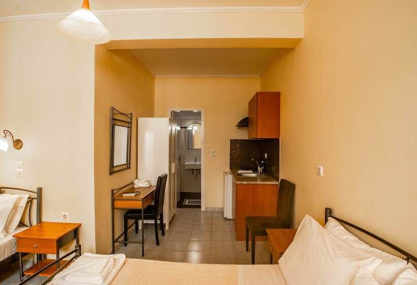 Economy Quadruple Room, Phevos Villa