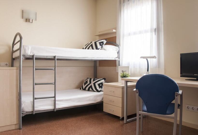 スタンダード４人部屋, Residencia Universitaria Blas De Otero