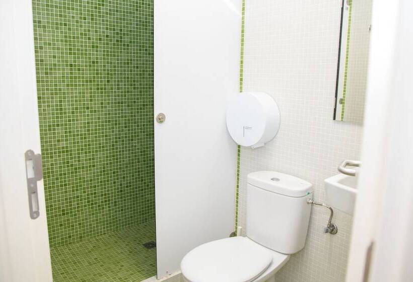 Кровать в Общей Комнате, Sant Jordi Hostels Sagrada Familia