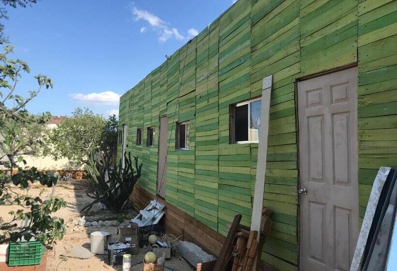 ルームシェアのワンベッド, Susu’z Village Hostel And Rooms