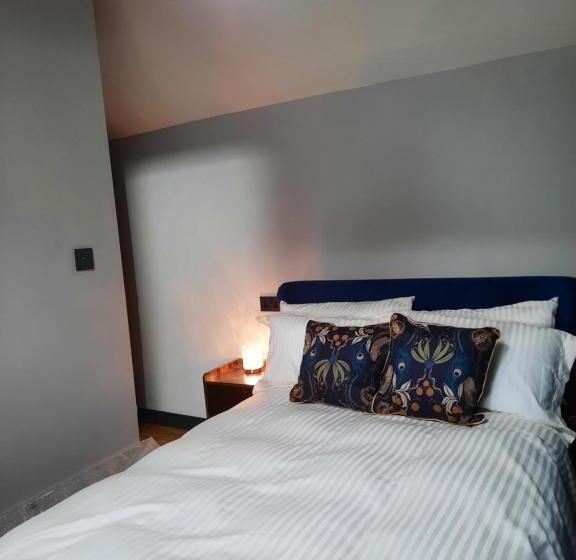 Номер Стандарт, Longstone Bed And Breakfast