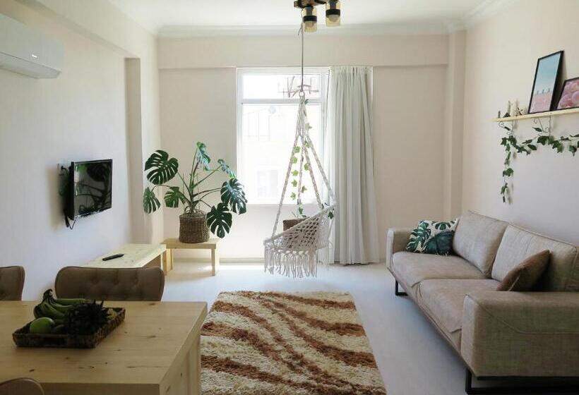 آپارتمان 2 خوابه, Santa Suites  Near Saint Nicholas Church