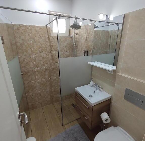 패밀리 룸, Fanea Residence
