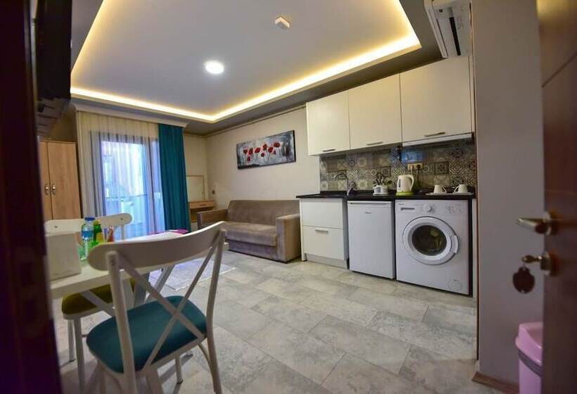 سوییت سوپریور, Gloria Suite