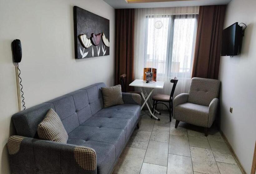 سوییت سوپریور, Gloria Suite